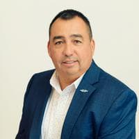Eric Flores - Personal Mortgage Advisor | NMLS# 149587 in Fort Wayne, IN