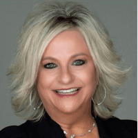 Kim Schultz - Senior Loan Officer in Lees Summit, MO
