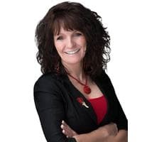 Linda Owen - Sales Manager | NMLS# 289674 in San Diego, CA