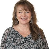Gina Buck - Broker in Deatsville, AL