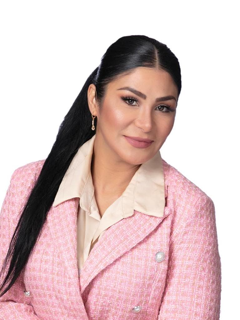 Diana Fuertes - Gallery Photo