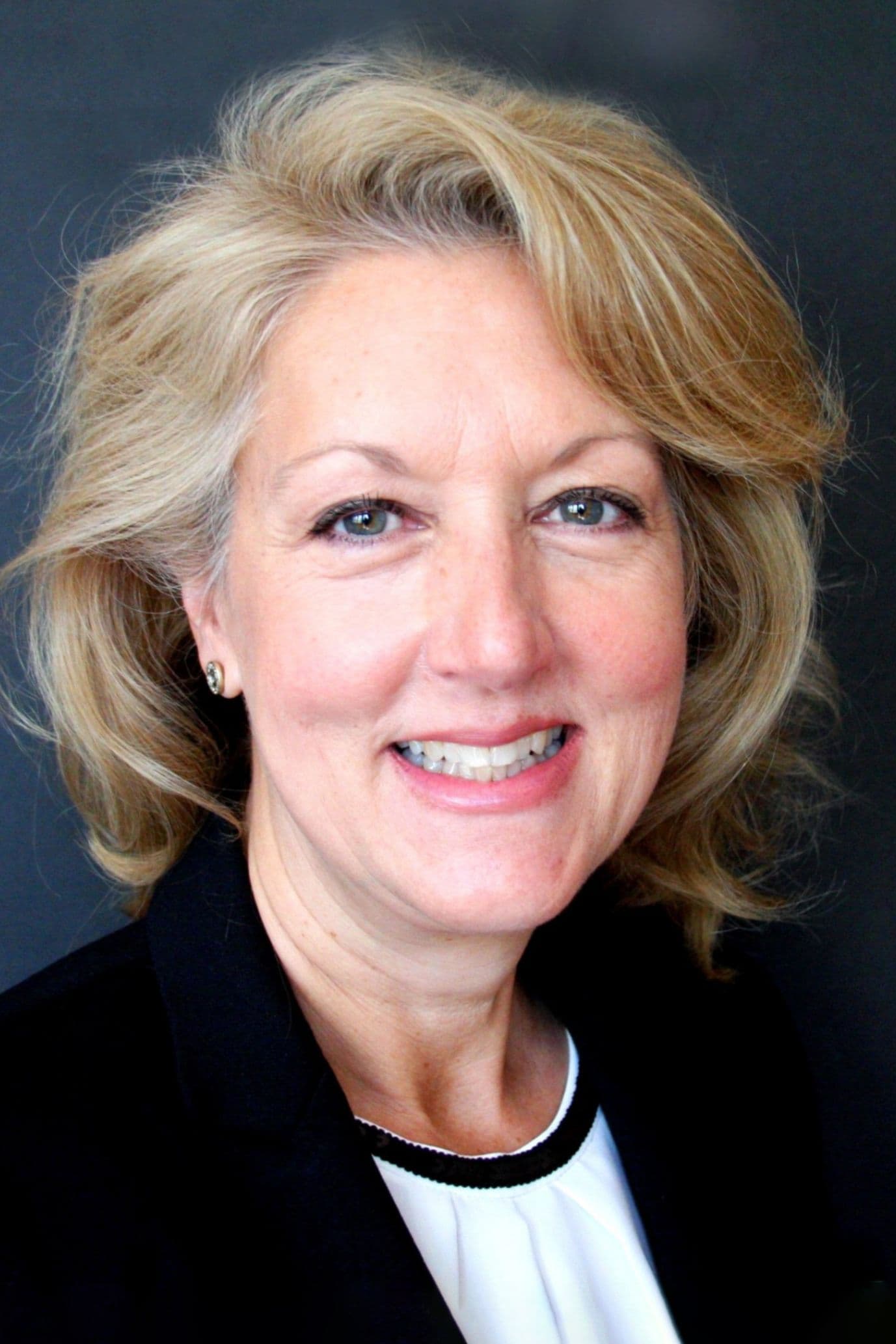 Lynne Mosteller - Gallery Photo