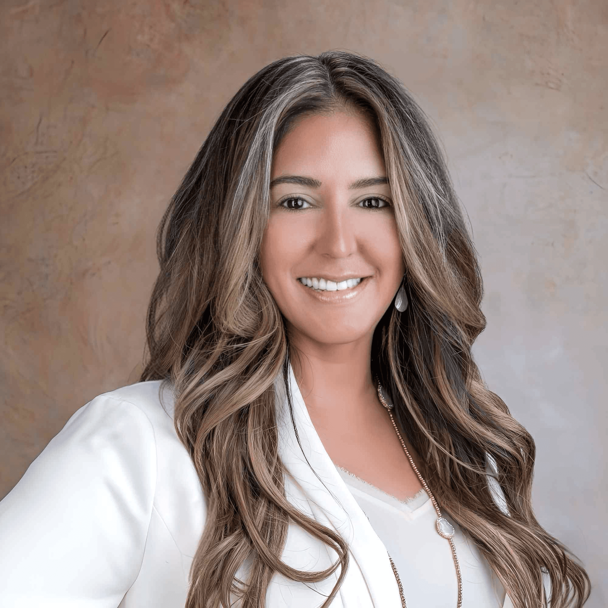 Elizabeth Larsen - Gallery Photo