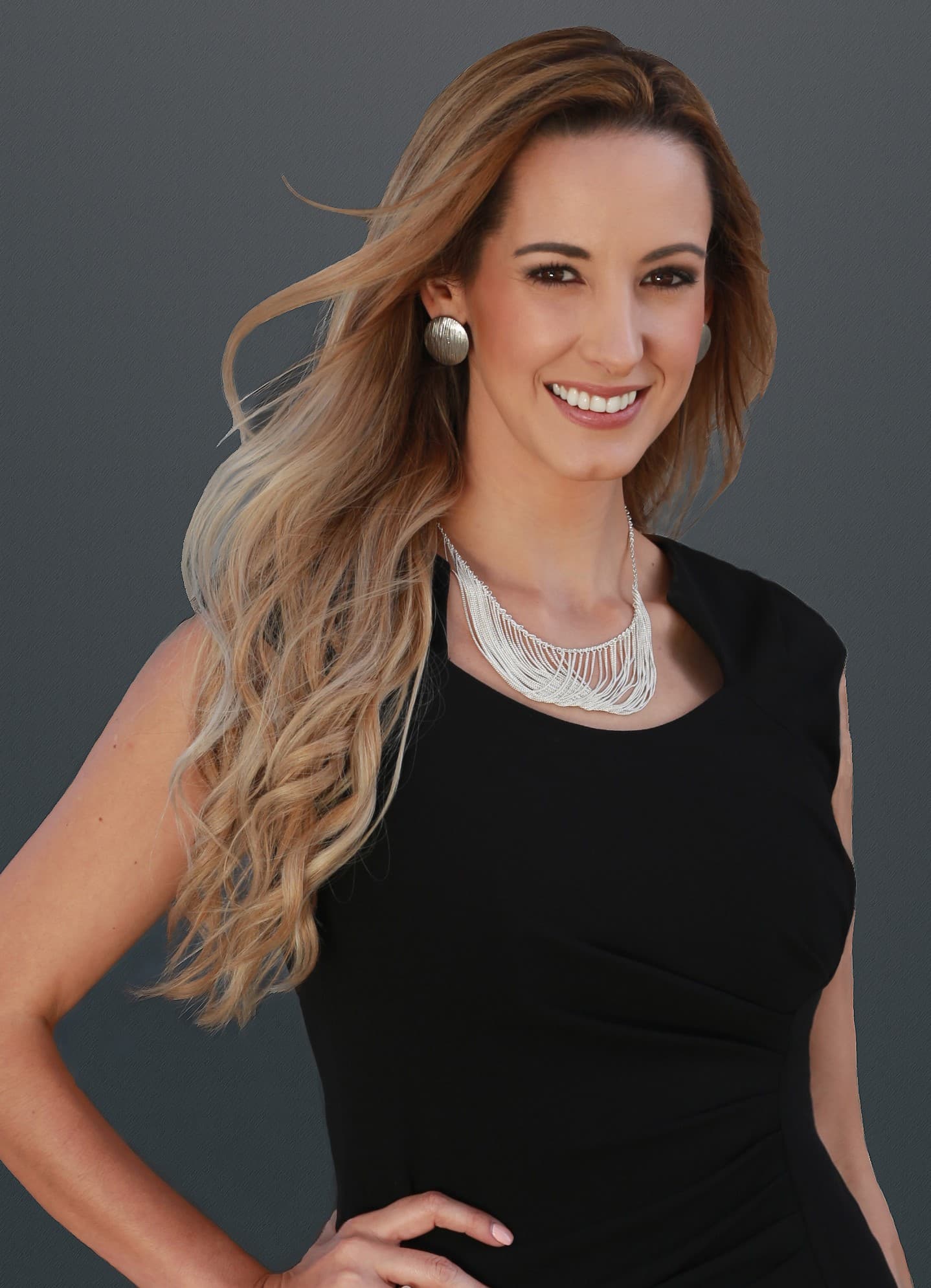 Carla Alvestegui - Homesmart Agent
