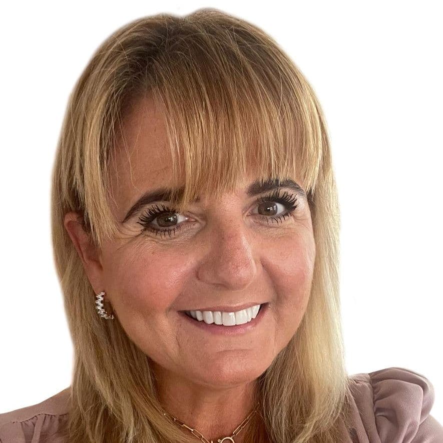 Erika Busch in Cooper City, FL