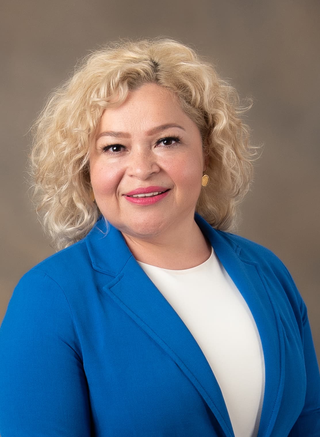 Alba Martinez - Sales Associate in Stafford, VA