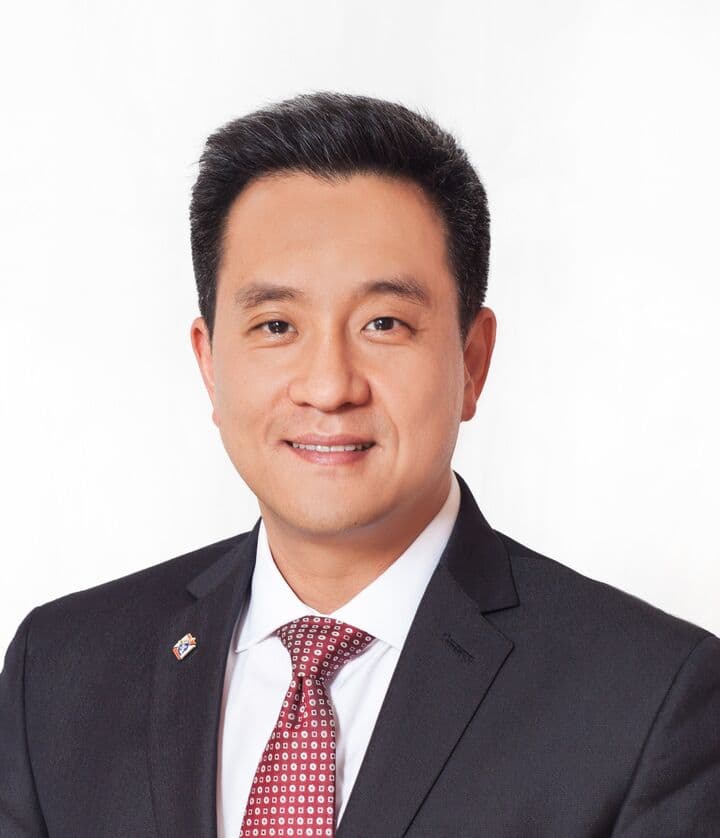 Chong Han Kim - Salesperson in Englewood Cliffs, NJ
