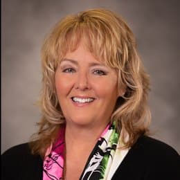 Kelly Parker - Agent in Richland, MI