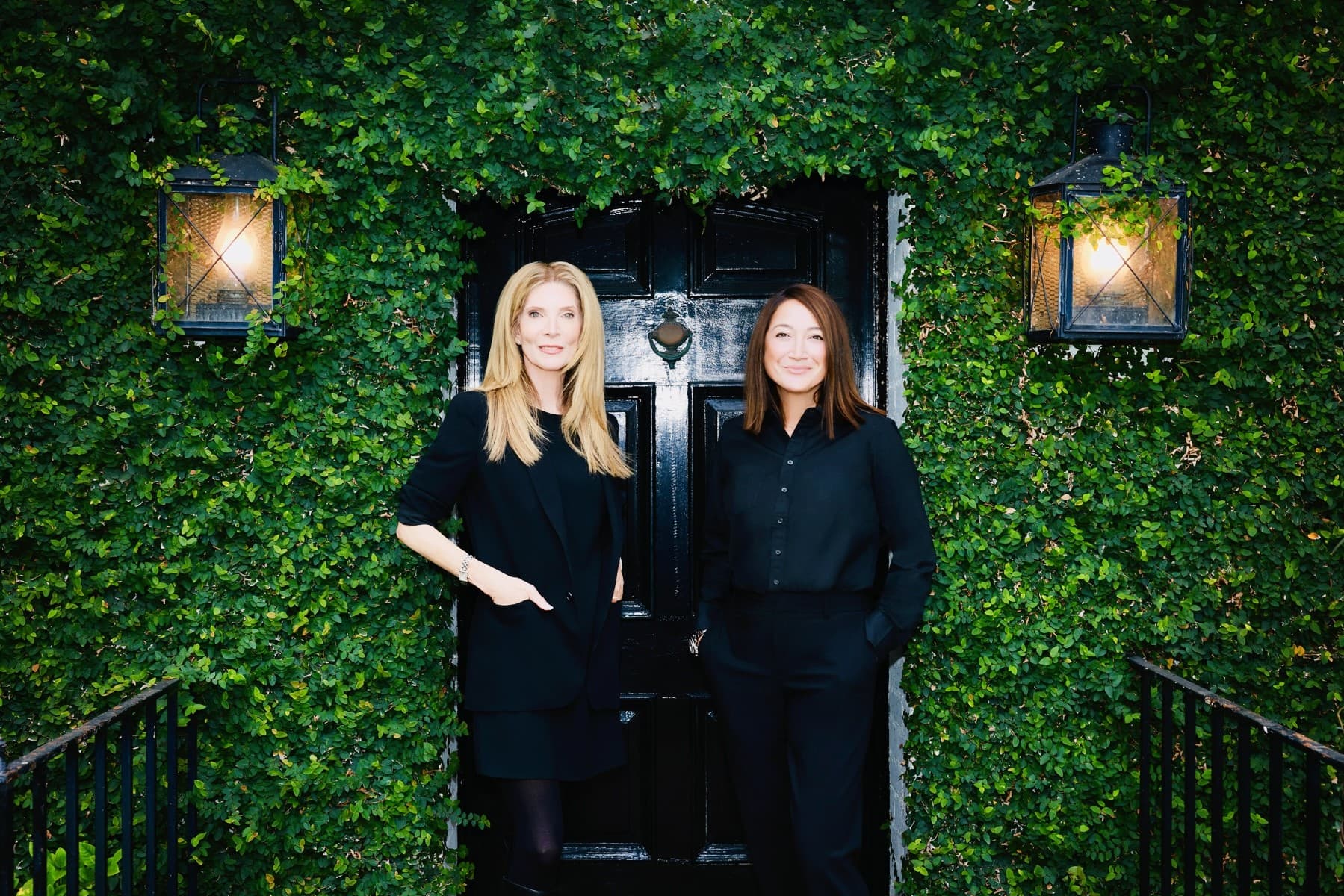 Debbie Edwards & Davina O'Donnell - Sales Associate in Sherman Oaks, CA