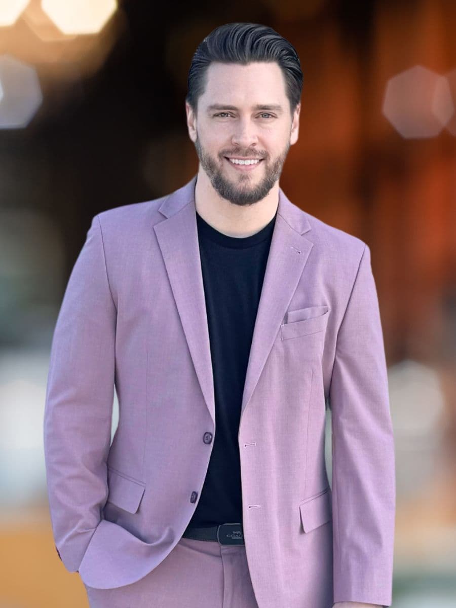 Zach Purdy - Associate Broker in Indianapolis, IN