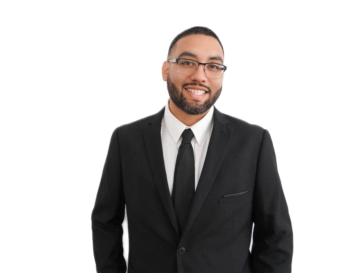 Raul Canada - Estates Agent in Calabasas, CA
