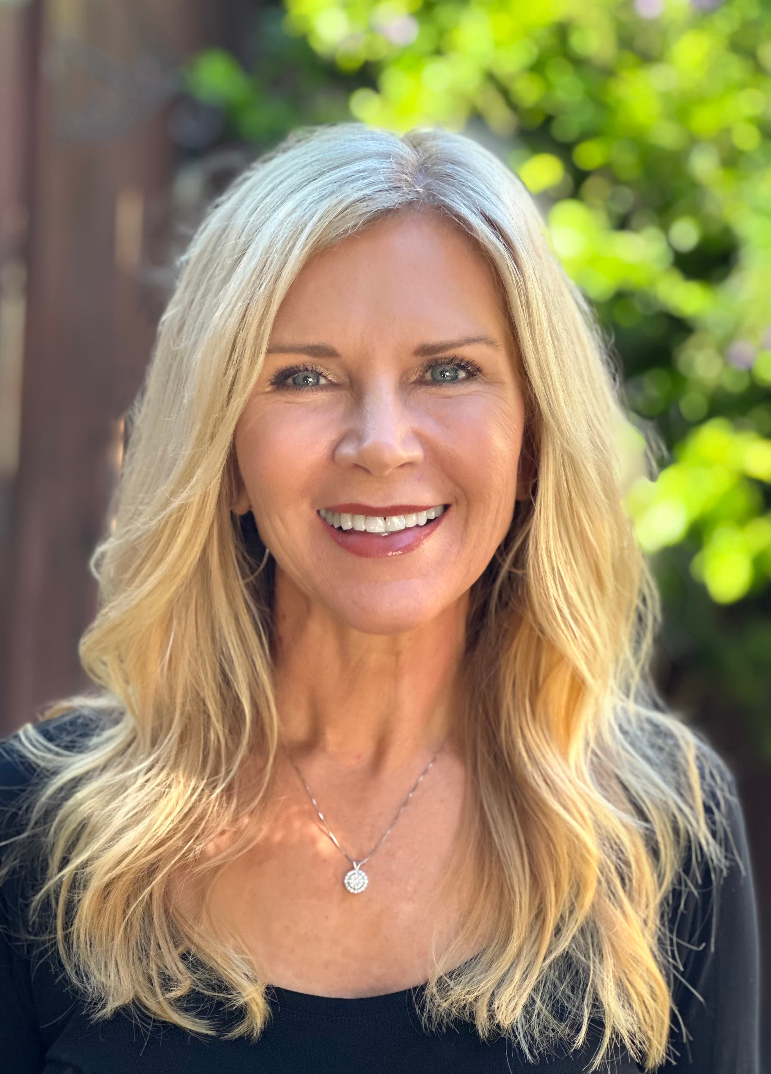Caryn Papa - Sales Associate in Ventura, CA