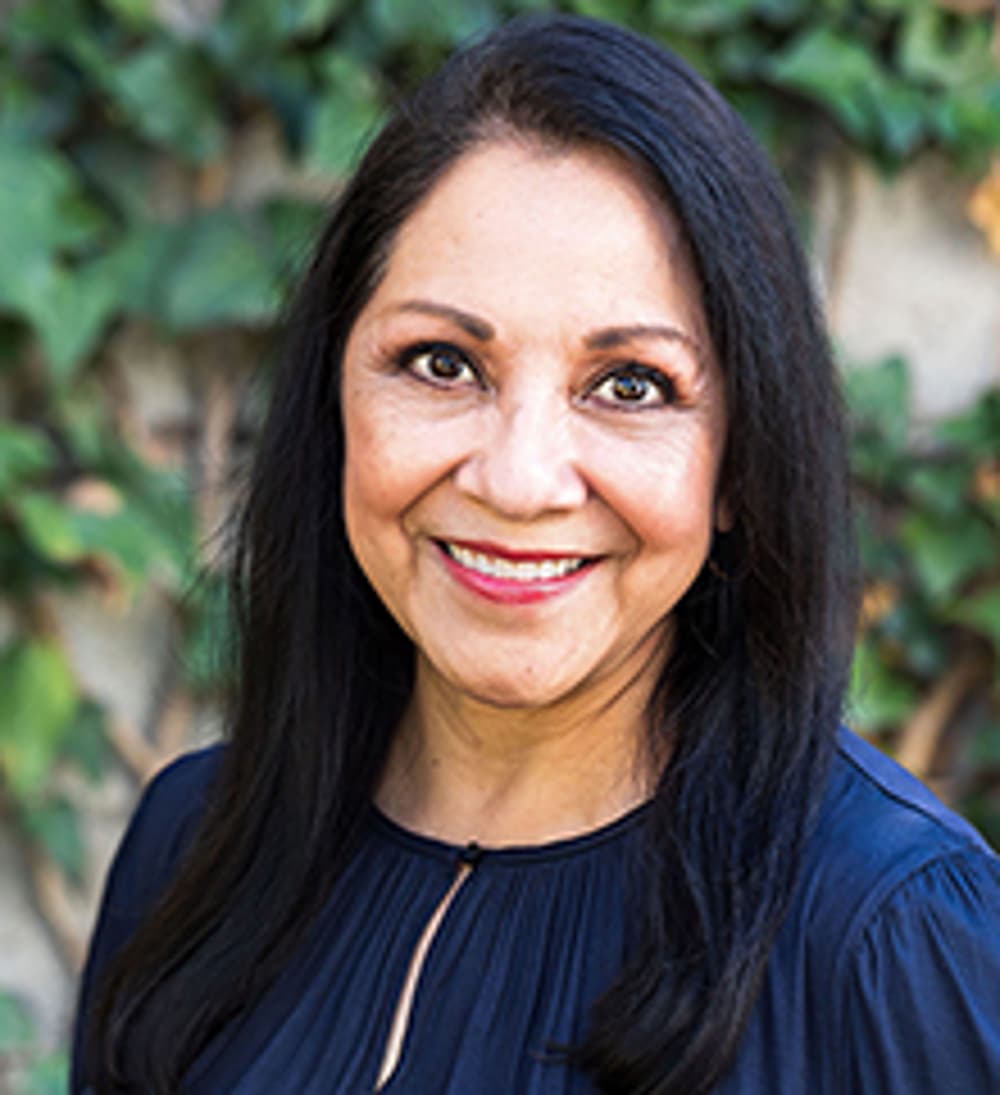 Rita Navarrete - Realtor in Glendale, CA