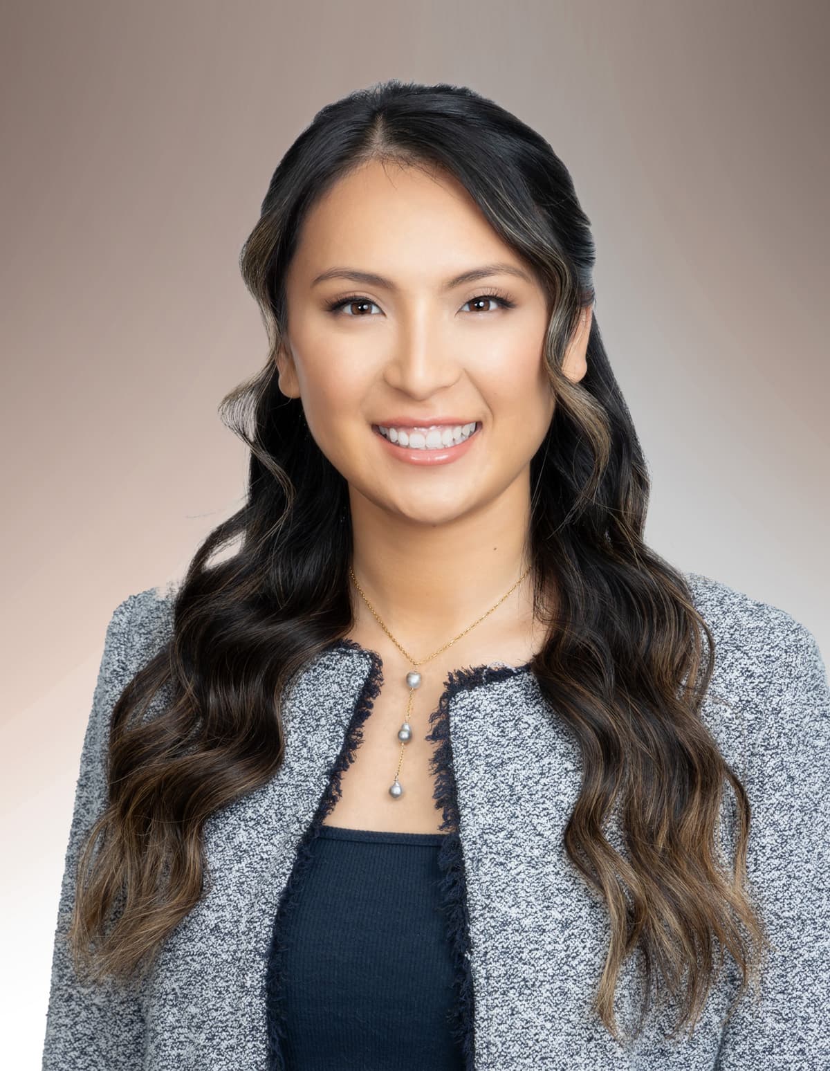 Bailey De Vos - REALTOR in Honolulu, HI