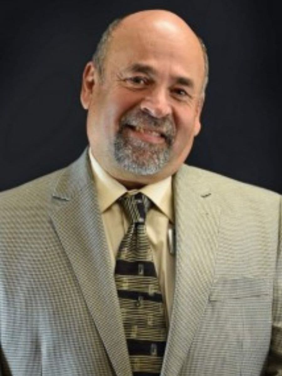 Rudy Escalera Lic.  01142306 - Sales Associate in Victorville, CA