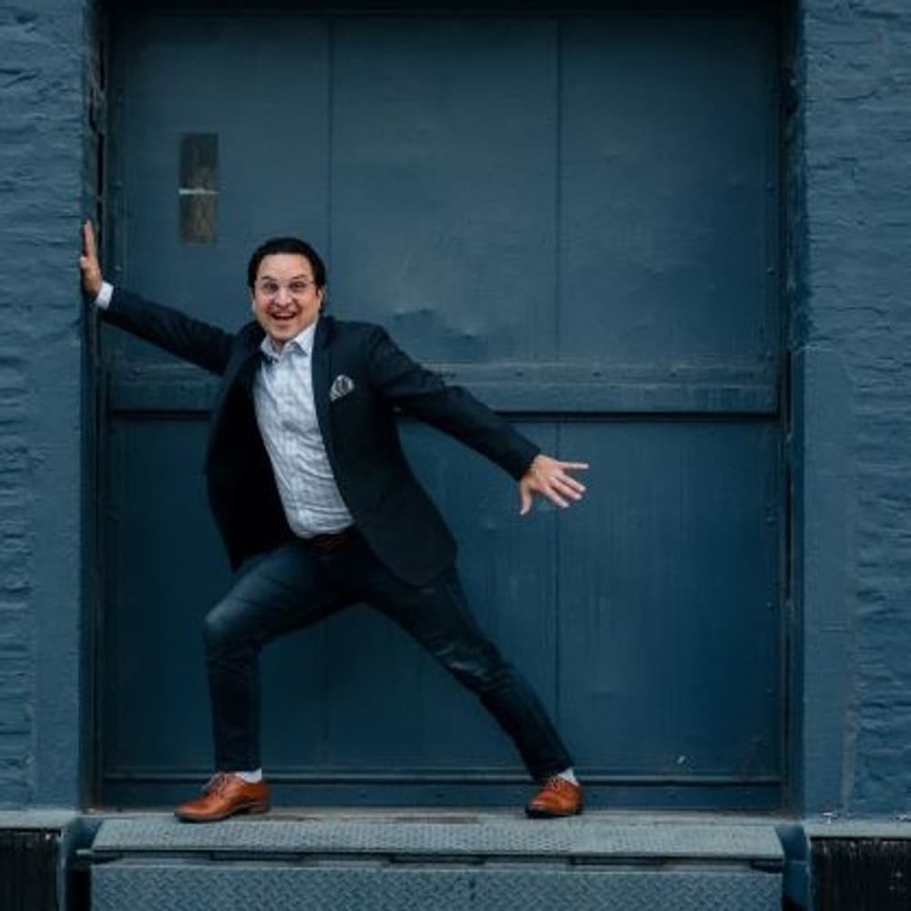 Niko Apostal - Realtor in IL