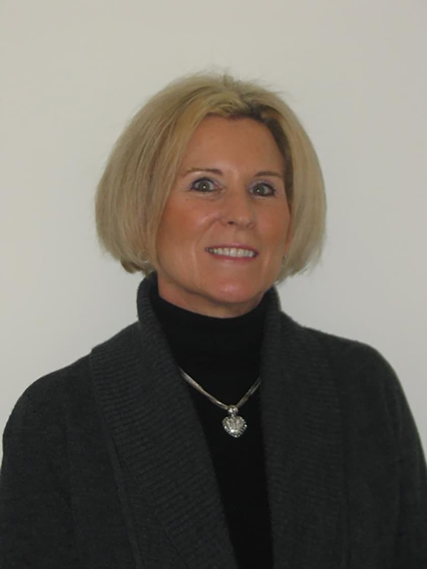 Lois White - Real Estate Professional in Shrewsbury, NJ