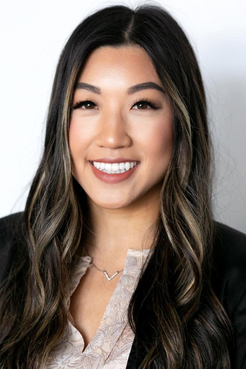 Tracy Dang - Sales Associate in Laguna Beach, CA