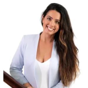 Lissa Bulis - Licensed Real Estate Broker  in RI