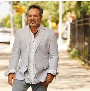 Scotty Elyanow - Licensed Associate Real Estate Broker in Newyorkcity