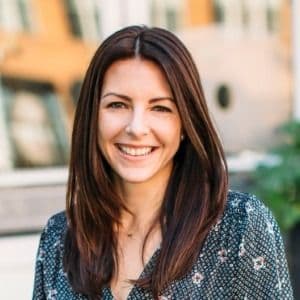 Lindsey Stokes Robinson - Licensed Associate Real Estate Broker  in Newyorkcity