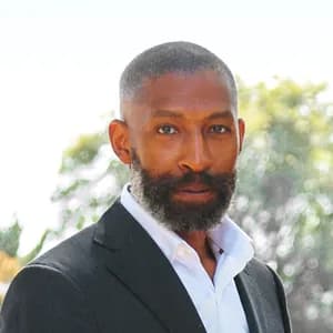 Nigel Hall - Licensed Associate Real Estate Broker in Newyorkcity
