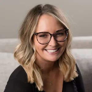 Maryn Lally - Realtor in Chicago, IL
