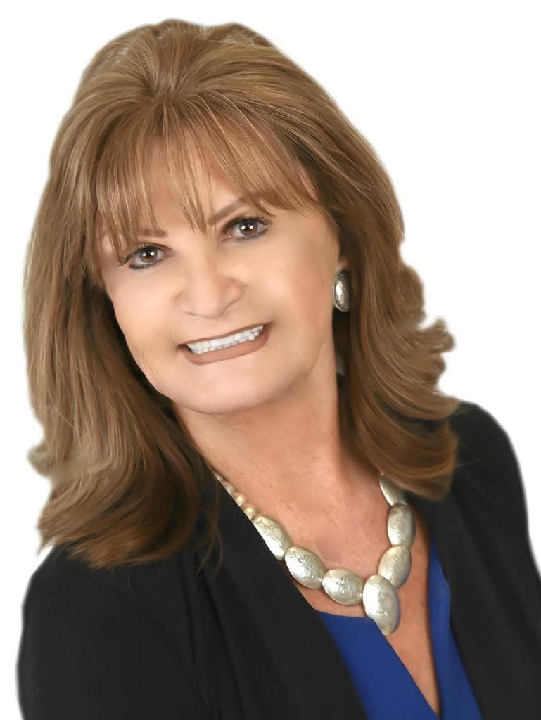 Connie Amelang - Sales Associate in Hesperia, CA