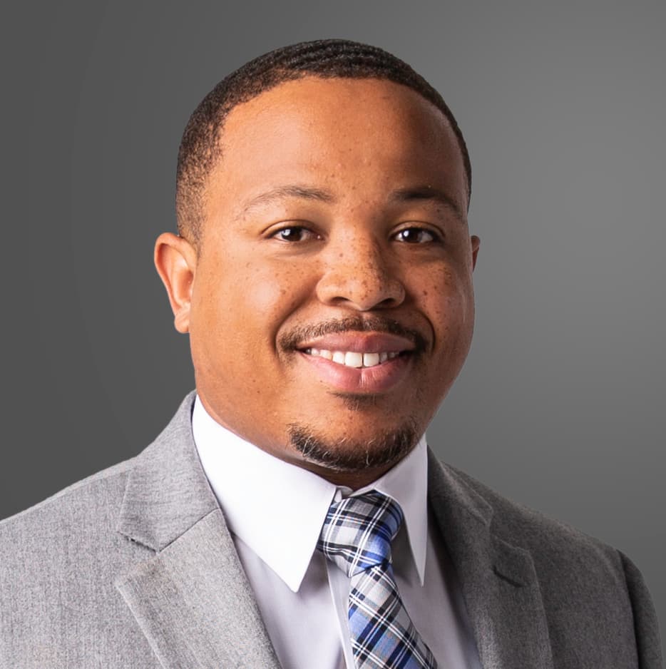 Carlos Hudgins - Realtor in CA