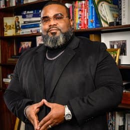 Devon Adams - Agent in Novi, MI