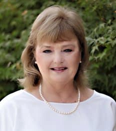 Lindsey Acton - Agent in Fullerton, CA