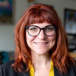 Ashley J  Arthur - Broker in Portland, OR