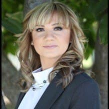 Dora Bravo - Broker in Kennewick, WA