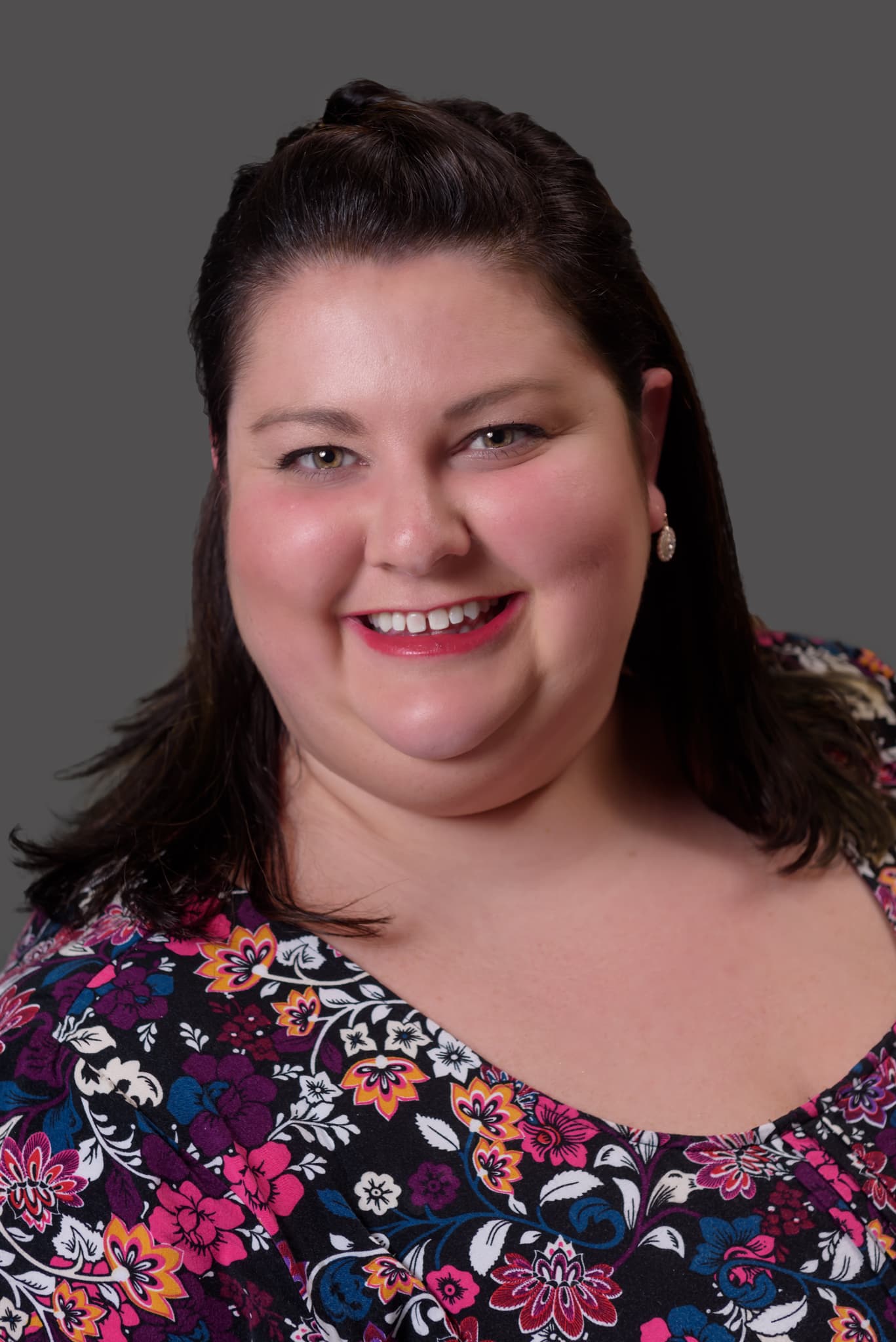 Laura Deluca - Real Estate Broker in Fishers, IN