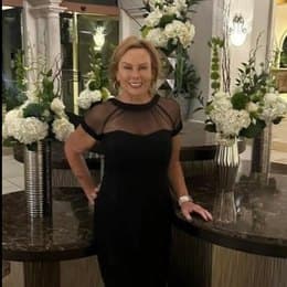 Pamela Modisett - Broker Associate in Lakewood Ranch, FL