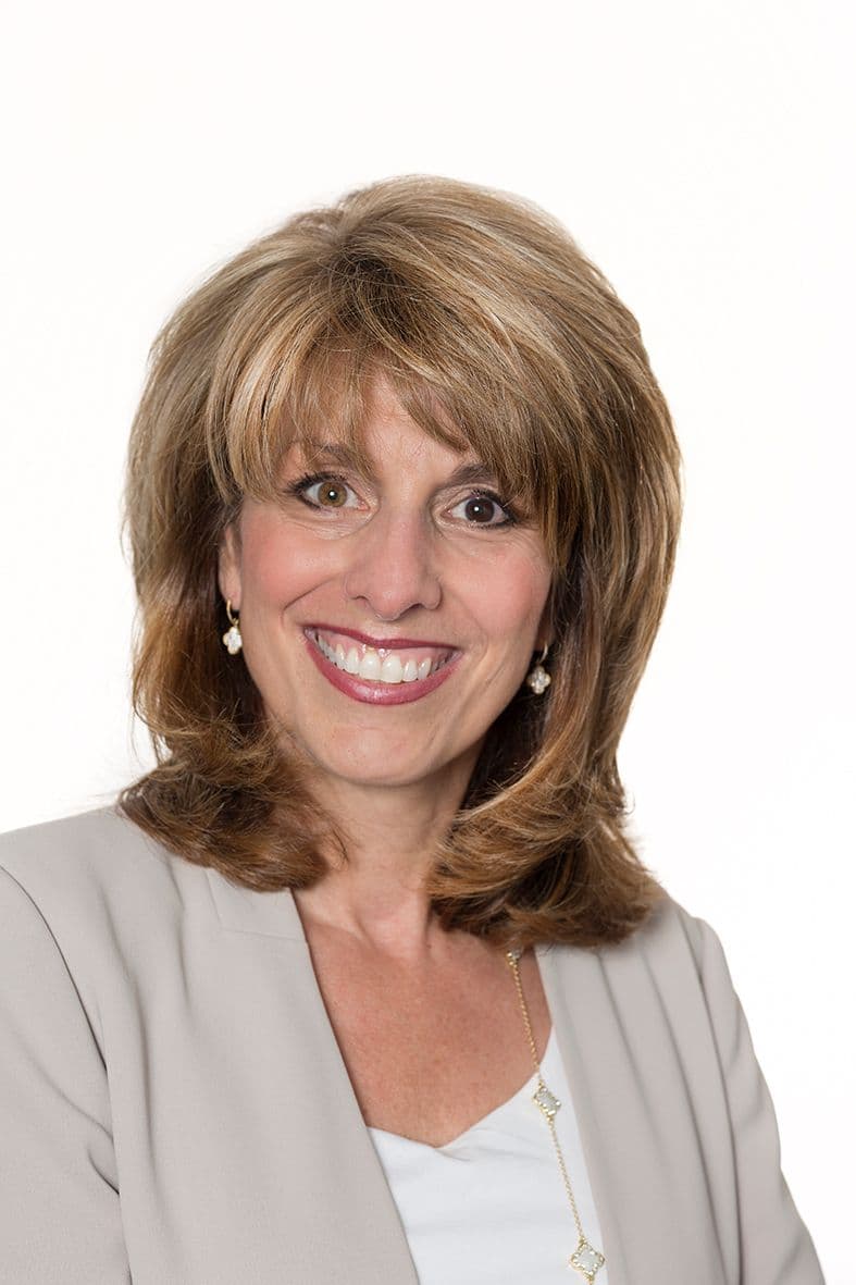 Louise Shunk - Licensed Salesperson in Woodbury, NY