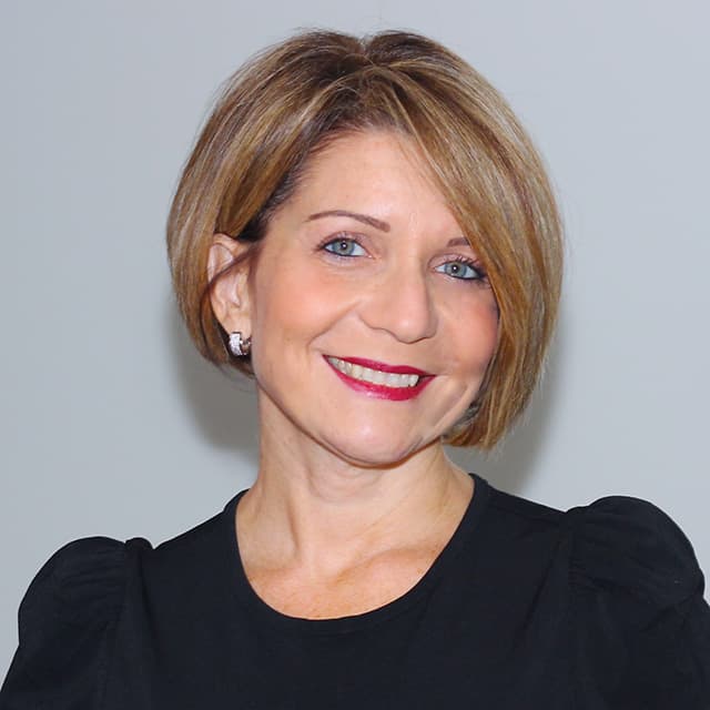 Marta Alves - Movement Mortgage - Market Leader