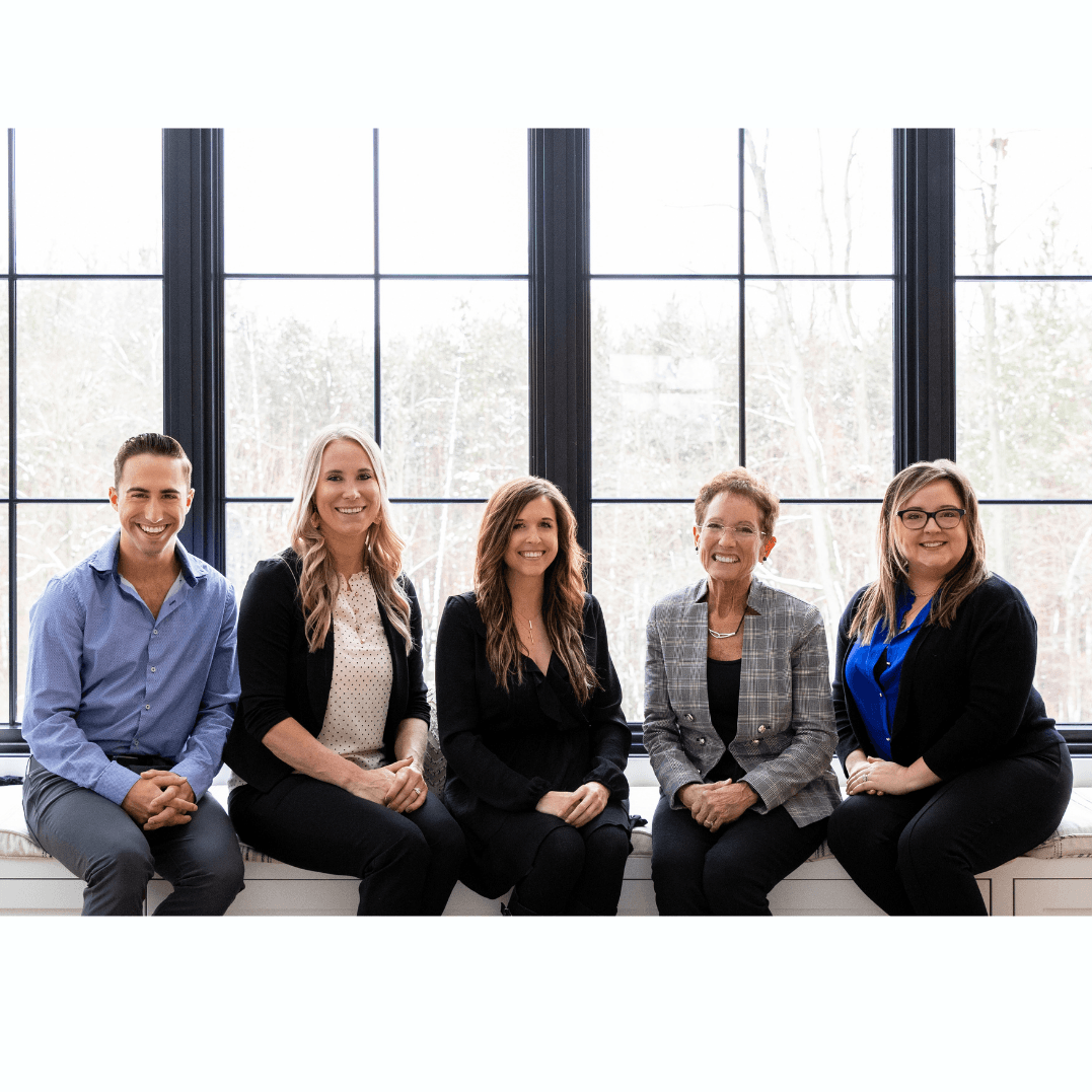 The Lindsay Vipond Team - Loan Originator | NMLS # 865559 in Ada, MI