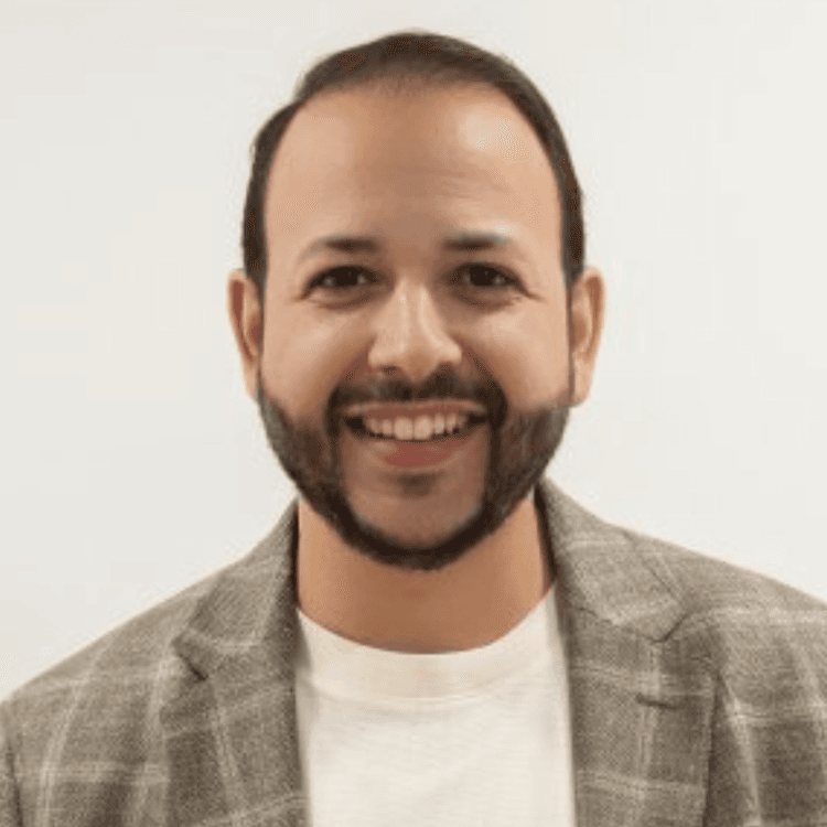 Alberto Cruz, Loan Officer, NMLS # 484297 - American Financial Network, Inc. - Divisional Manager | NMLS # 484297