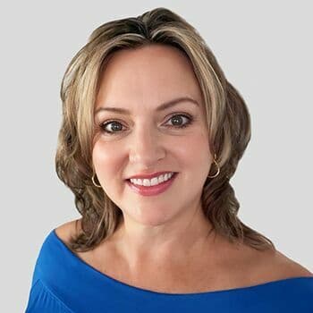 Deanna Gilman at CrossCountry Mortgage - Loan Officer | NMLS #2506878
