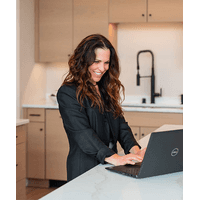 The Molly Nadeau Team at Neighborhood Loans | Minnesota - Sr. Loan Officer in Elk River, MN