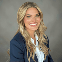 Carly Maxwell - Branch Manager in Irvine, CA