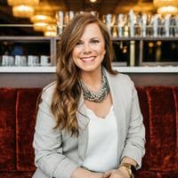 Andrea Johnson-Bakmaz - Realtor in West Chester, OH