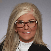 Tina Robinson - Realtor in Florence, KY