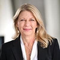 Shari Larson - Senior Loan Officer in Edina, MN