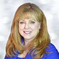 Leah Ezelle - Senior Loan Officer in Farragut, TN