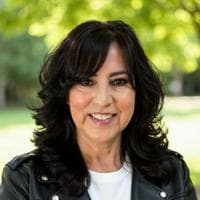 Michelle Caro - Outside LO in El Paso, TX