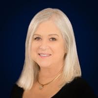 Julie Stuckey - Loan Officer in Palm Beach Gardens, FL