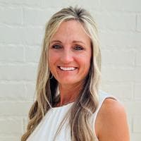Amy Moon - Sr. Mortgage Consultant | NMLS # 704183 in Shawnee, OK