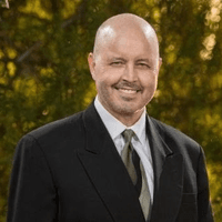Chris Wiggins - Loan Officer NMLS 238994 DRE 01160263 in Temecula, CA